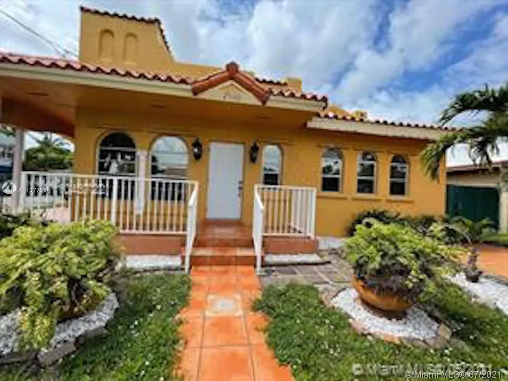 2960 SW 4th Street Miami FL 33135