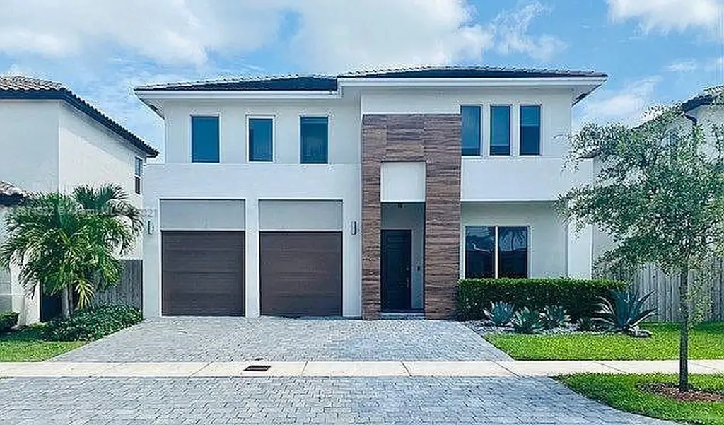 15215 SW 176th Lane Miami FL 33187
