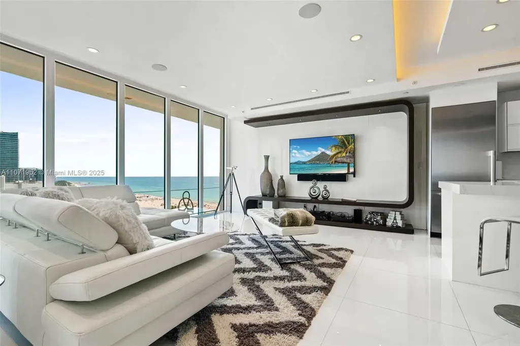 100 Lincoln Road Miami Beach FL 33139