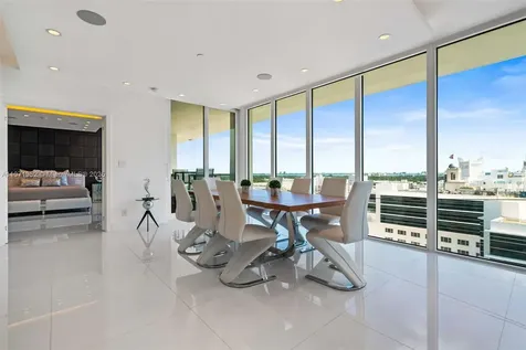 100 Lincoln Road Miami Beach FL 33139
