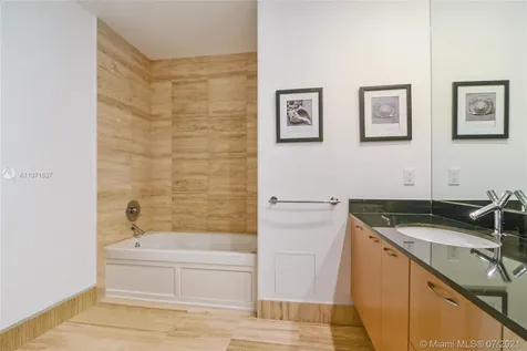 15811 Collins Avenue Sunny Isles Beach FL 33160