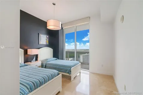 15811 Collins Avenue Sunny Isles Beach FL 33160