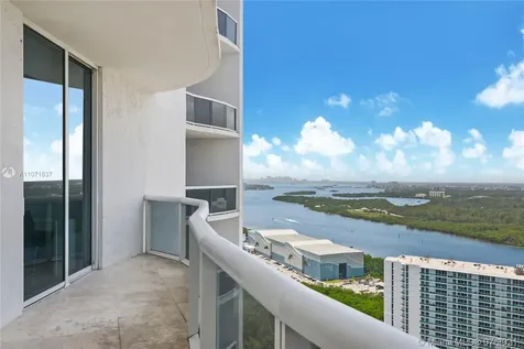 15811 Collins Avenue Sunny Isles Beach FL 33160