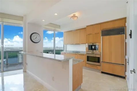 15811 Collins Avenue Sunny Isles Beach FL 33160