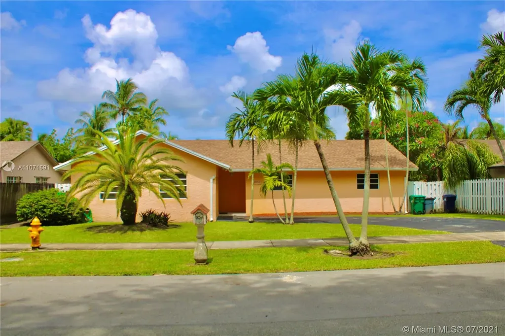 15910 SW 90th Avenue Palmetto Bay FL 33157