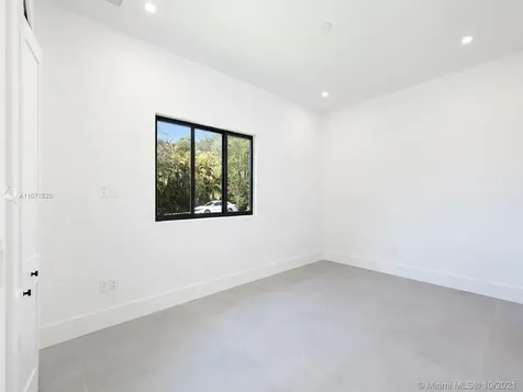 7901 SW 59th Avenue South Miami FL 33143