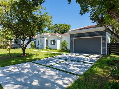 7901 SW 59th Avenue South Miami FL 33143