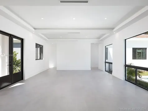 7901 SW 59th Avenue South Miami FL 33143