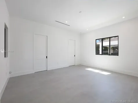 7901 SW 59th Avenue South Miami FL 33143