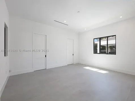 7901 SW 59th Avenue South Miami FL 33143