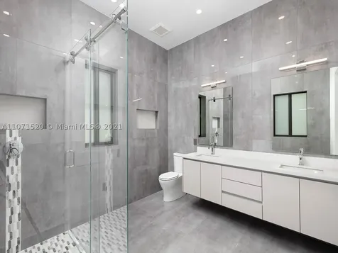 7901 SW 59th Avenue South Miami FL 33143