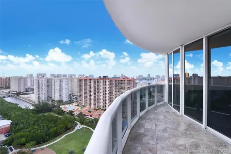 17201 Collins Avenue Sunny Isles Beach FL 33160