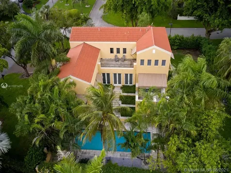 279 Galeon Court Coral Gables FL 33143