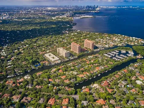 279 Galeon Court Coral Gables FL 33143