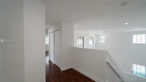 712 Tulip Creek Weston FL 33327
