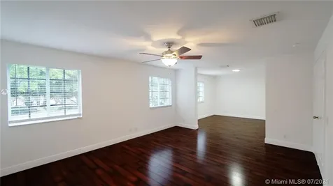 712 Tulip Creek Weston FL 33327