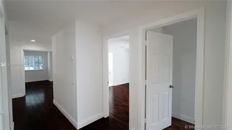 712 Tulip Creek Weston FL 33327