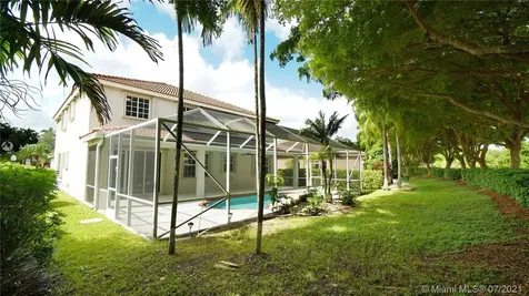 712 Tulip Creek Weston FL 33327