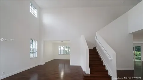 712 Tulip Creek Weston FL 33327