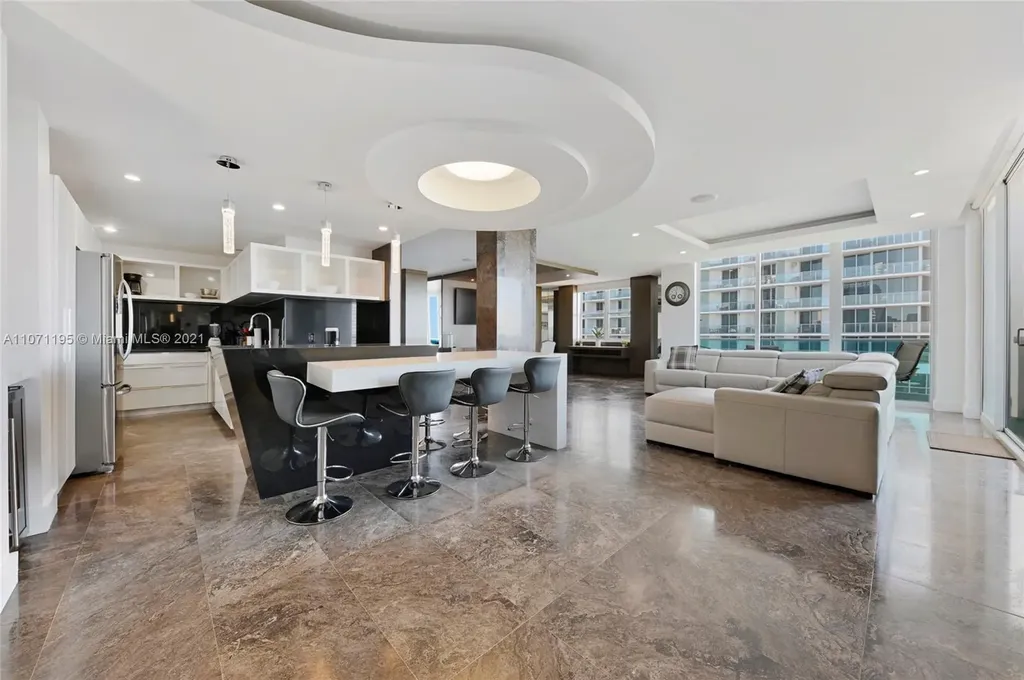 4001 S Ocean Drive Hollywood FL 33019