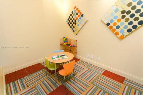 4001 S Ocean Drive Hollywood FL 33019