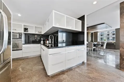4001 S Ocean Drive Hollywood FL 33019