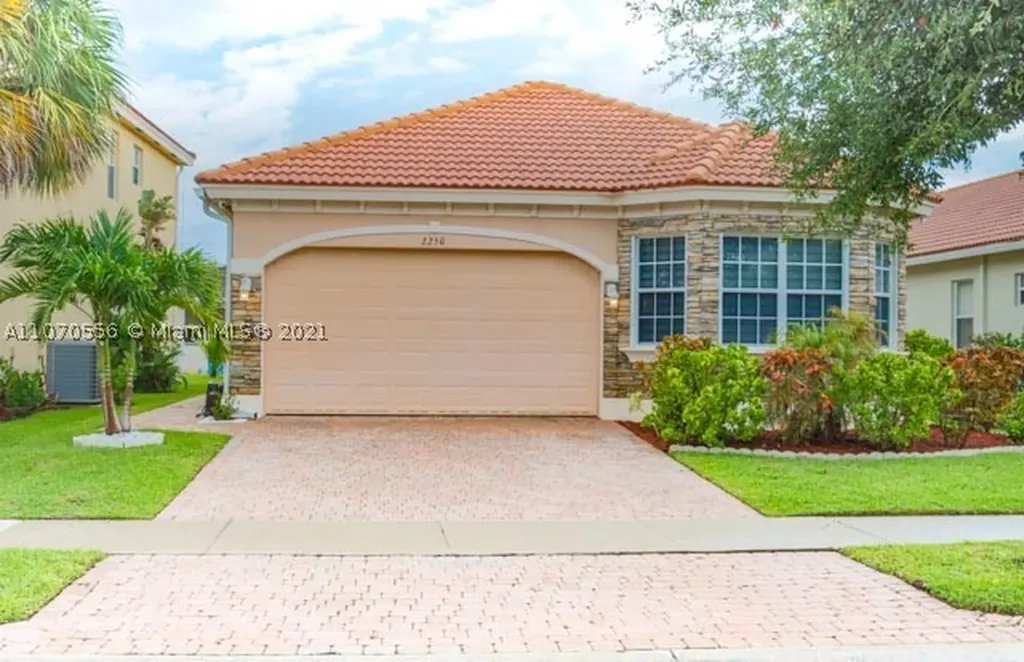 2250 NW Padova Street Port St. Lucie FL 34986