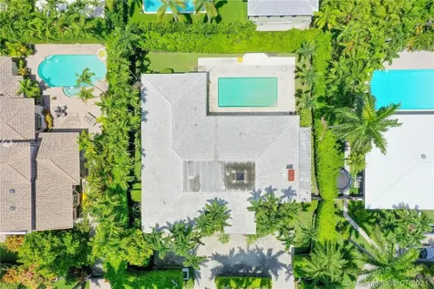 6620 Windsor Lane Miami Beach FL 33141