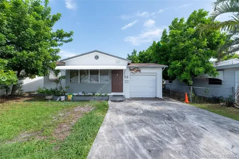 2318 Taft Street Hollywood FL 33020