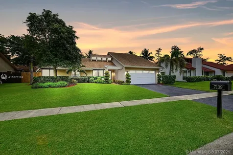 7139 NW 49th Street Lauderhill FL 33319