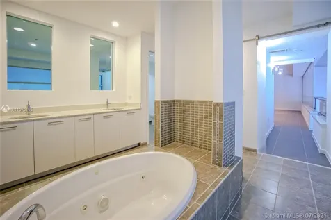3449 NE 1st Avenue Miami FL 33137