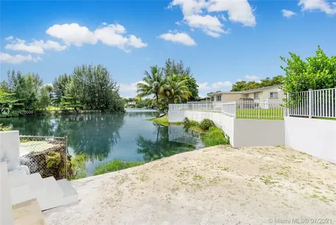 751 Heron Avenue Miami Springs FL 33166