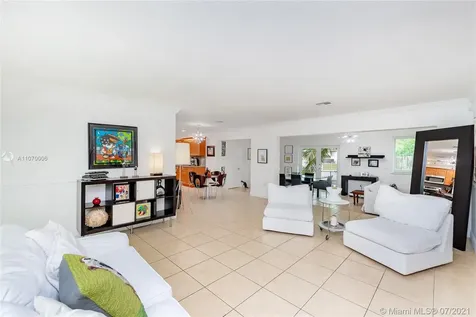 751 Heron Avenue Miami Springs FL 33166