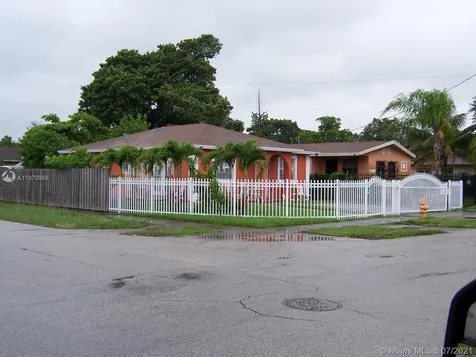 4730 NW 21st Avenue Miami FL 33142