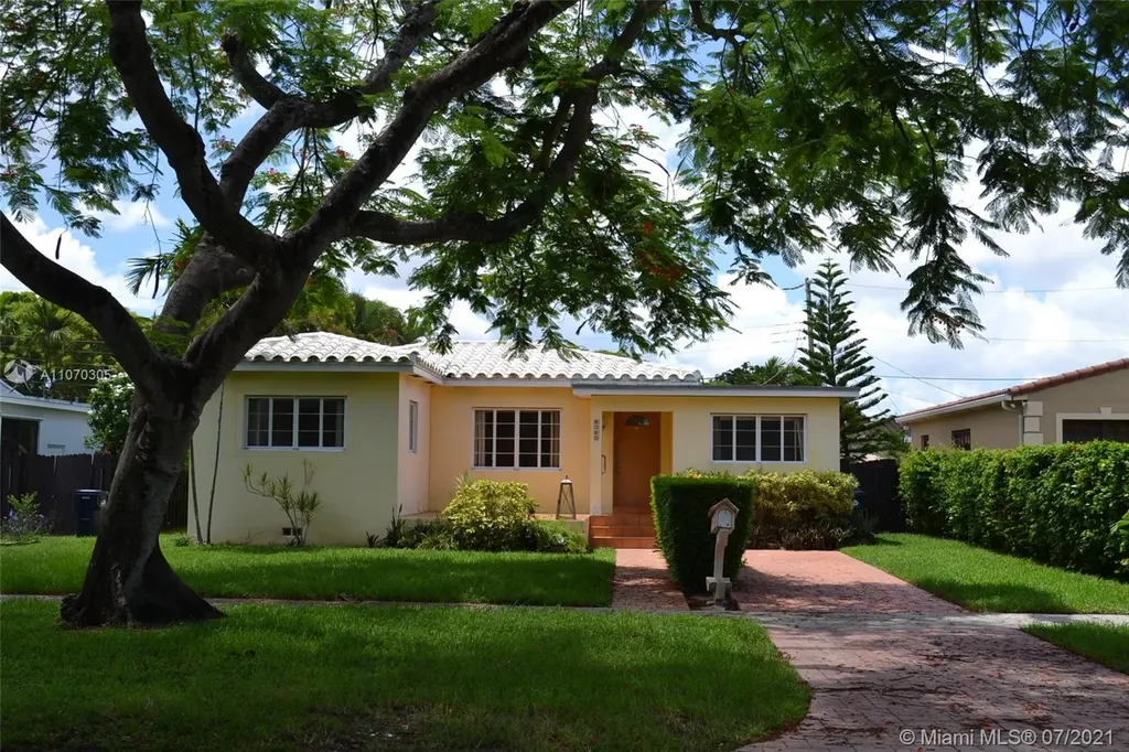 6380 NW 41st Street Virginia Gardens FL 33166
