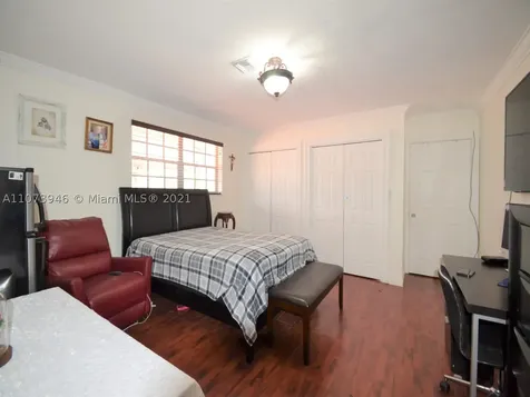 5025 SW 113th Court Miami FL 33165