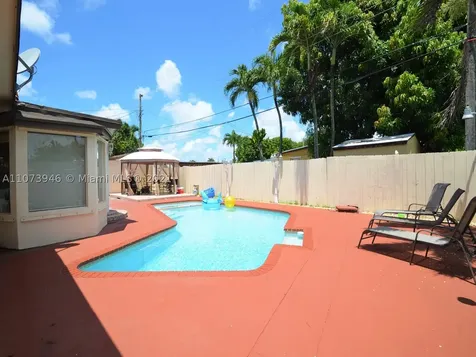 5025 SW 113th Court Miami FL 33165