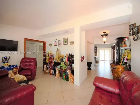 5025 SW 113th Court Miami FL 33165