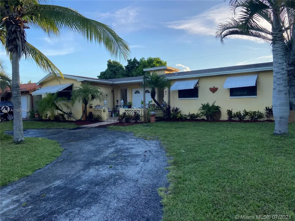 2200 N 37th Avenue Hollywood FL 33021