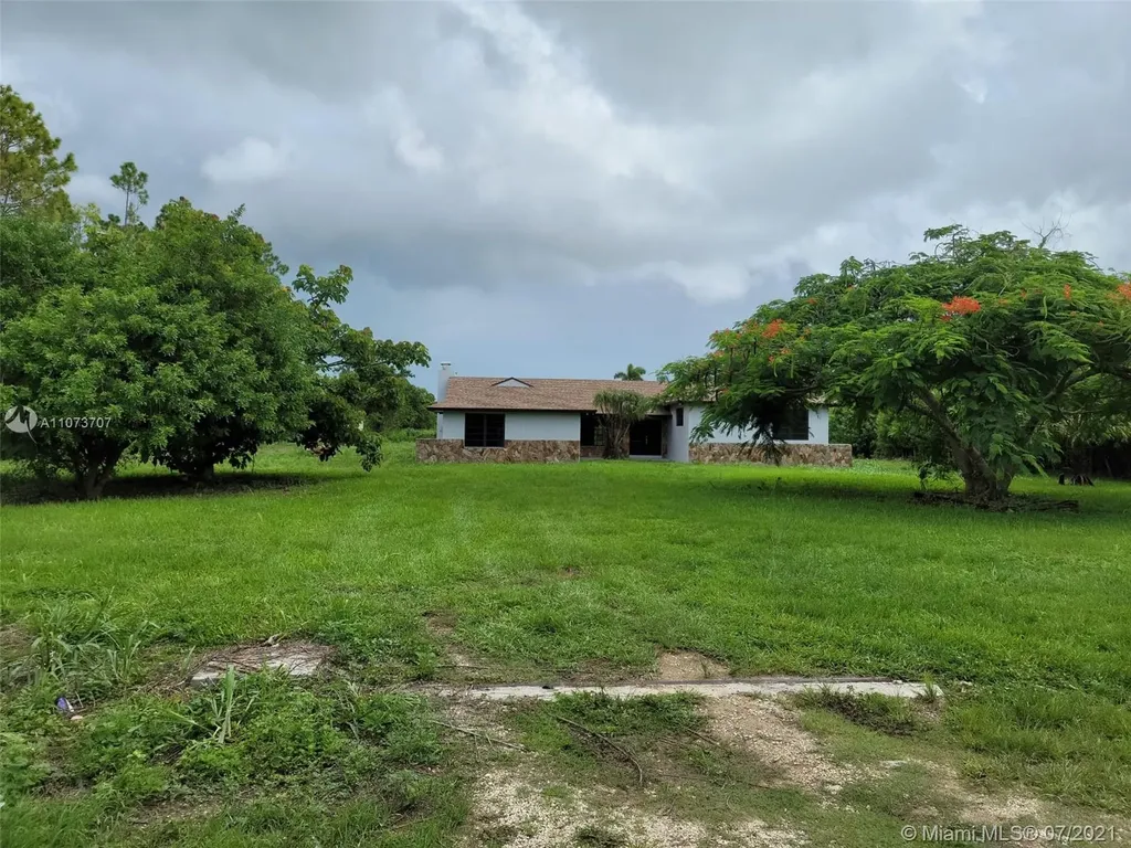 19610 SW 332nd Street Homestead FL 33034