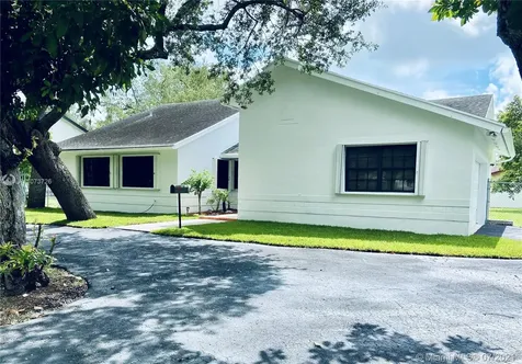 15221 SW 89th Avenue Palmetto Bay FL 33157