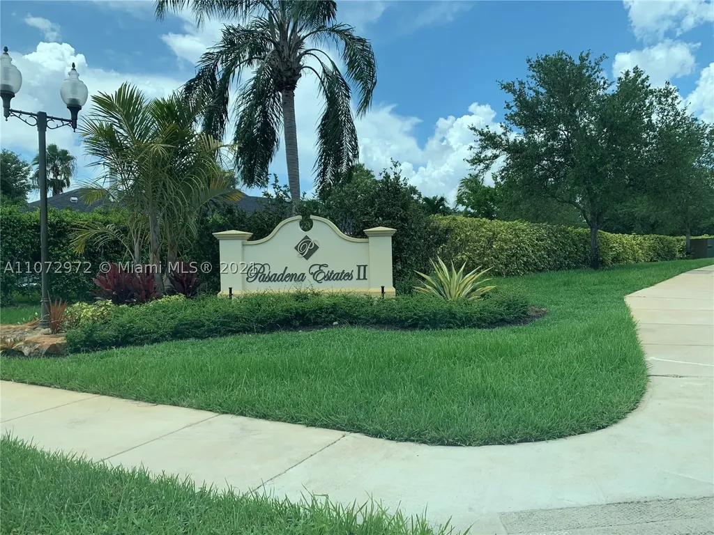 211 NW 197th Avenue Pembroke Pines FL 33029