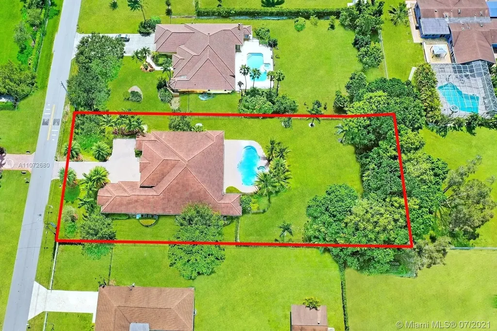 12231 NW 12th Street Plantation FL 33323