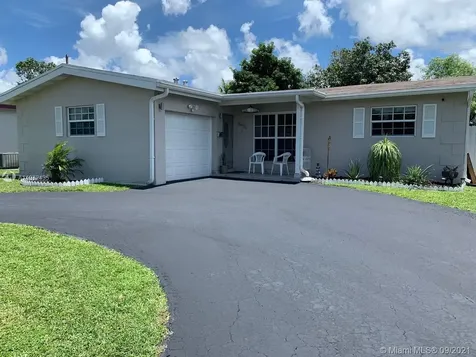 8450 NW 26th Street Sunrise FL 33322