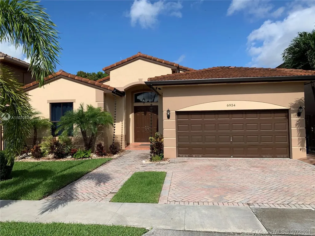 6954 SW 159th Avenue Miami FL 33193