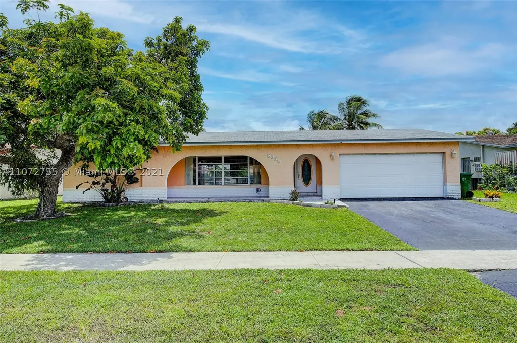 8960 NW 7th Court Pembroke Pines FL 33024
