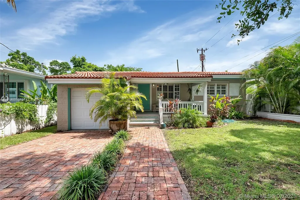 3201 Thomas Avenue Miami FL 33133
