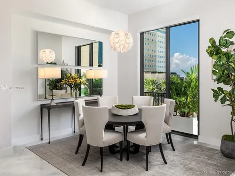 275 Giralda Avenue Coral Gables FL 33134