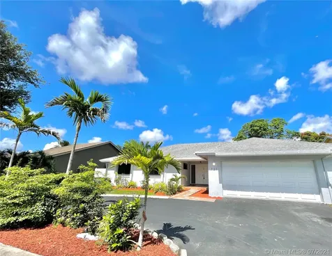 721 SW 99th Terrace Pembroke Pines FL 33025