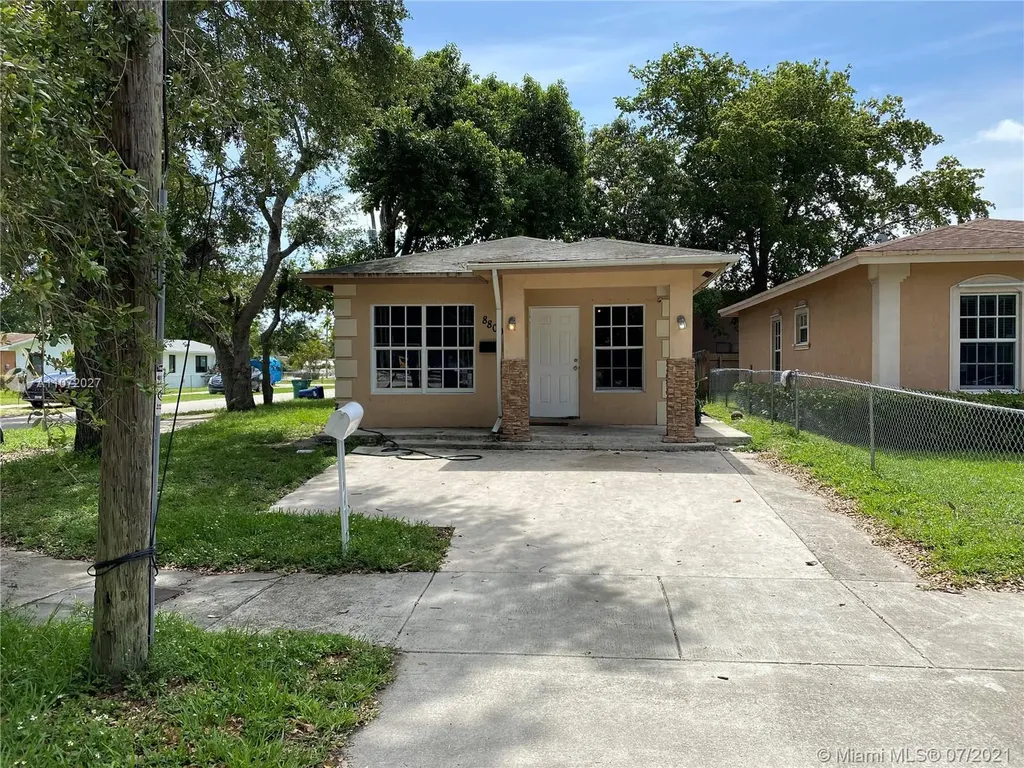 8800 NW 22nd Place Miami FL 33147